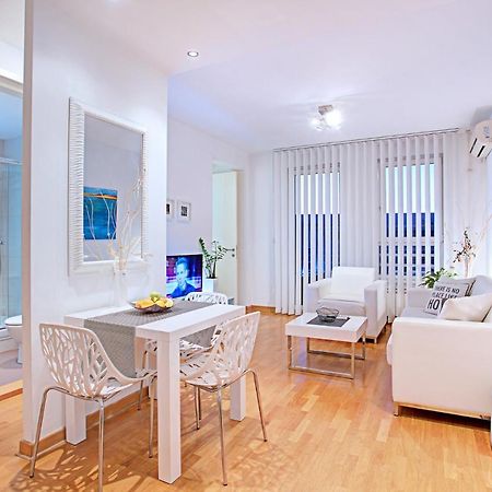 Belville Luxury Apartment Beograd Bagian luar foto