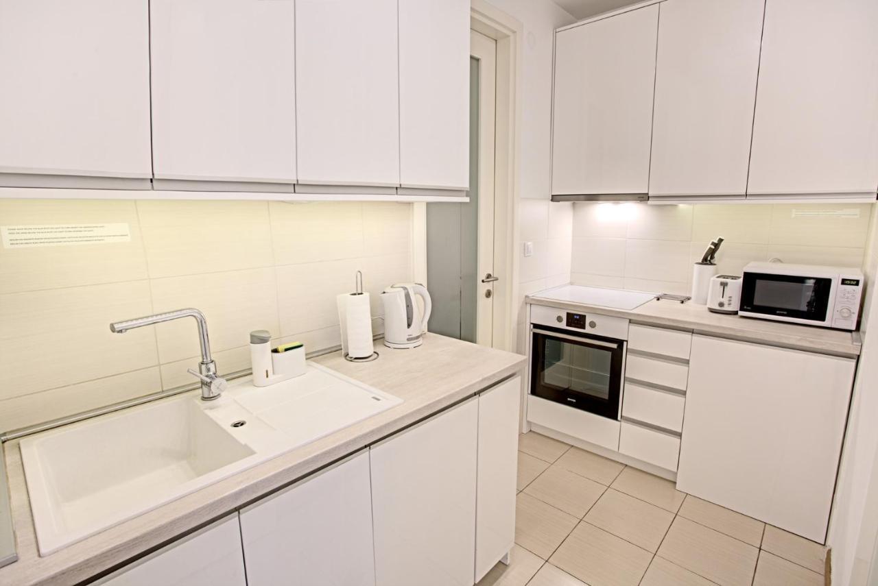 Belville Luxury Apartment Beograd Bagian luar foto